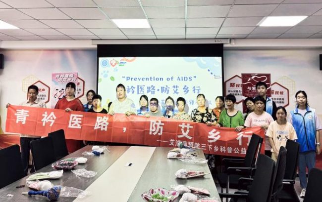 1753626549-8b00deefeda5263