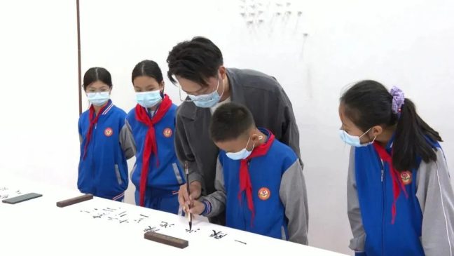 汕尾市文艺志愿者协会：文以化人 艺润万家