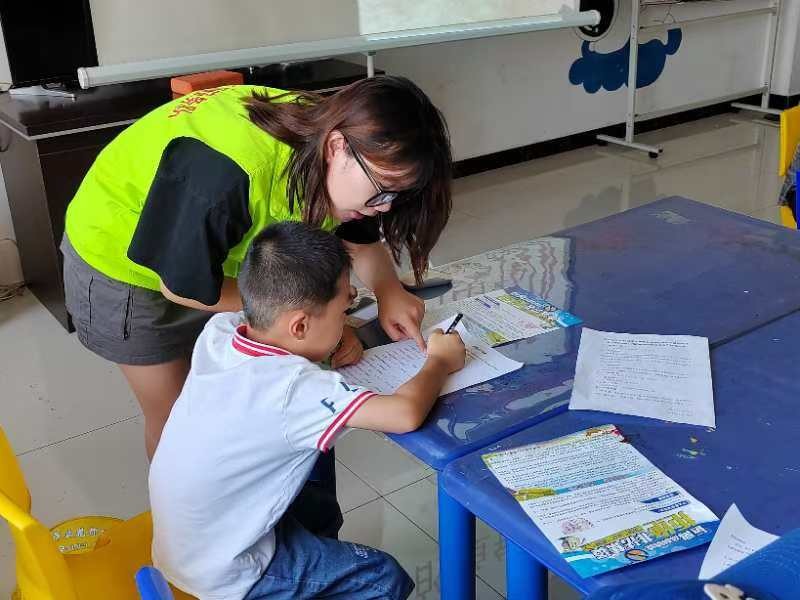 皖南医学院“医心”志愿服务队 开展“心怀禾下之梦，力行勤俭品德”主题活动