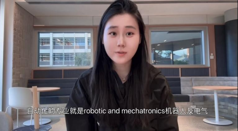 课堂校园育鸿志，田埂军所践报国